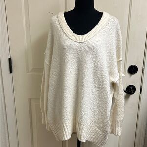Free People Brookside Oversized Tunic Cream white Sweater, EUC